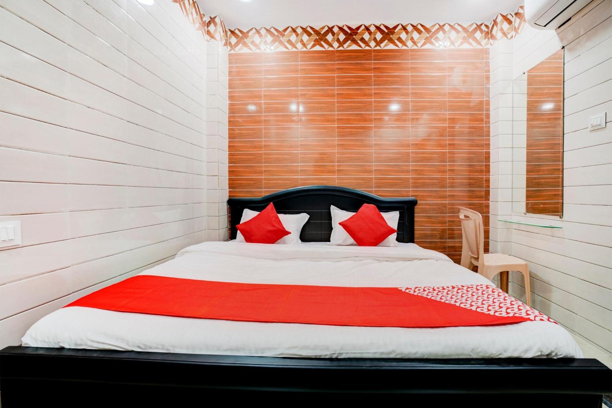 Hotel O Aroma Classic Near Nampally Main Railway Station Хидерабад Екстериор снимка