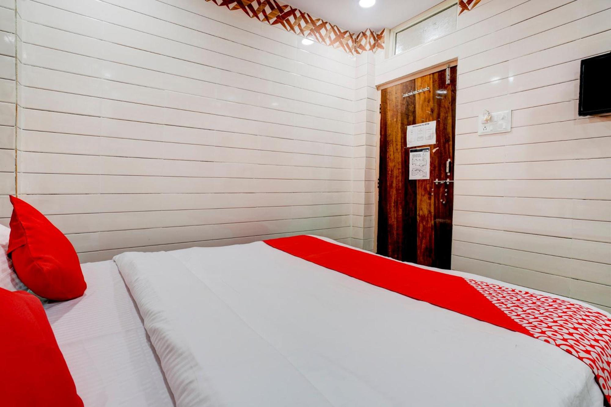 Hotel O Aroma Classic Near Nampally Main Railway Station Хидерабад Екстериор снимка